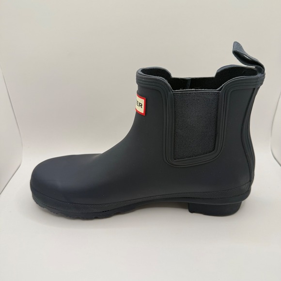 Hunter Woman's Navy Original Chelsea Waterproof Rain Boot- Size 8 - Picture 5 of 8